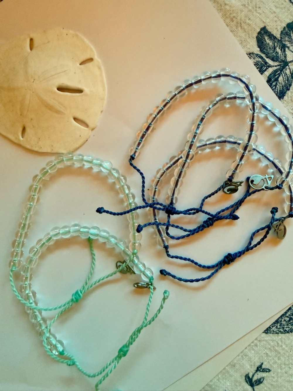 4Ocean Bracelets Lot of 5- 2 Aqua 3 Blue Adjustable Cords - Picture 6 of 8